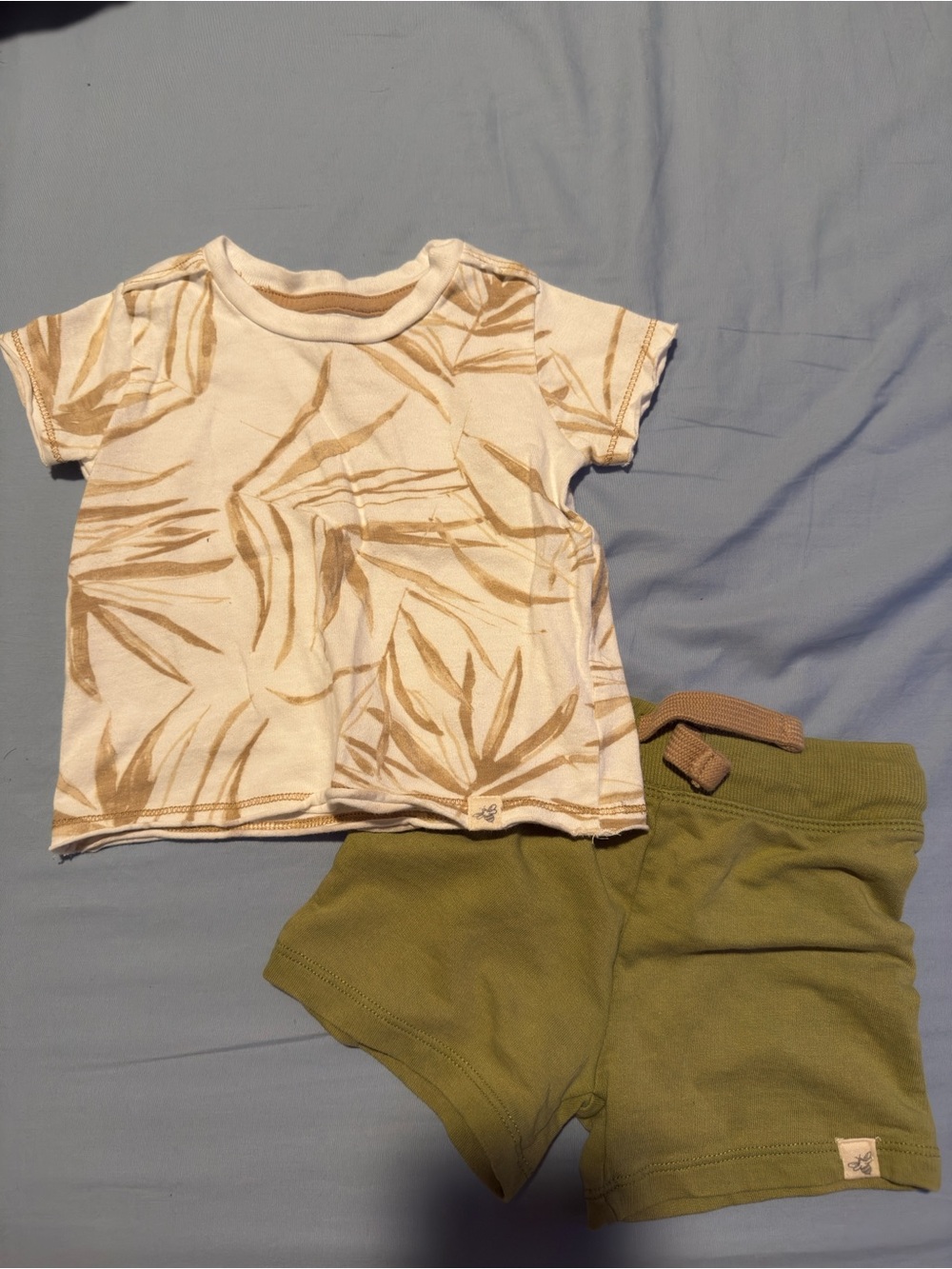 Burt’s bees cotton set